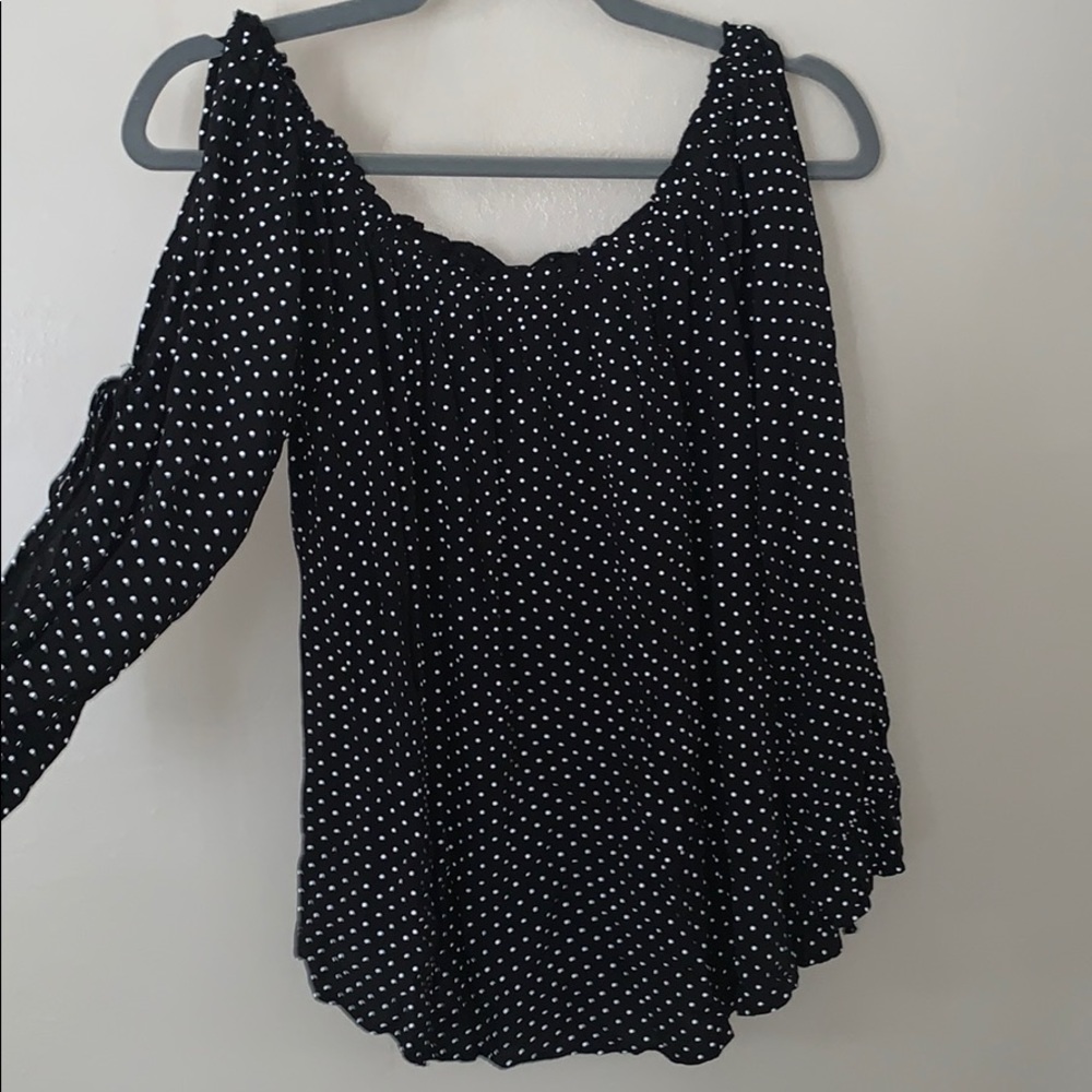 American eagle off the shoulder shirt